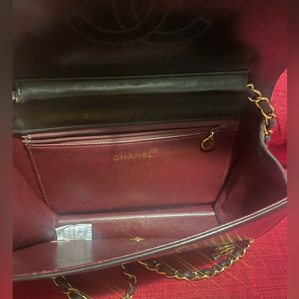 Authentic Chanel - Picture 3 of 14